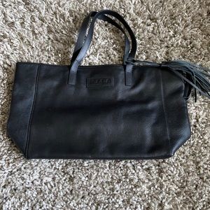 M.I.L.A Shoulder Leather Purse